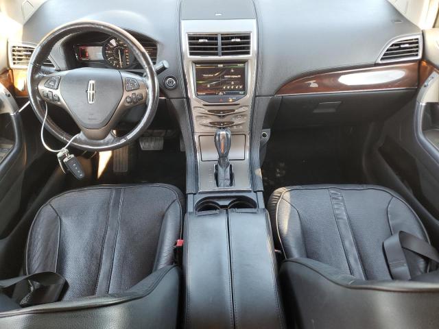 Photo 8 from auction – 2011 LINCOLN MKX with VIN 2LMDJ8JK8BBJ30574