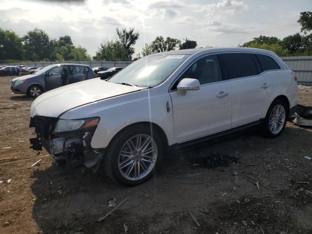 LINCOLN MKT 2019 with VIN 2LMHJ5AT7KBL03753 - Photo from auction