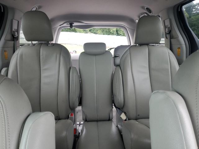 Photo 10 from auction – 2014 TOYOTA SIENNA LE with VIN 5TDKK3DC4ES452904