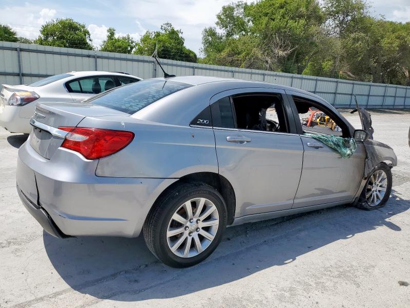 Photo 3 from auction – 2013 CHRYSLER 200 TOURING with VIN 1C3CCBBB6DN688727