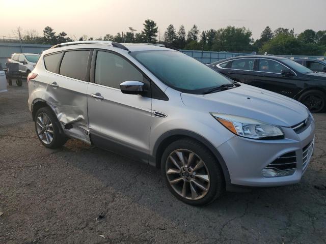 Photo 4 from auction – 2016 FORD ESCAPE SE with VIN 1FMCU9GX5GUA17271