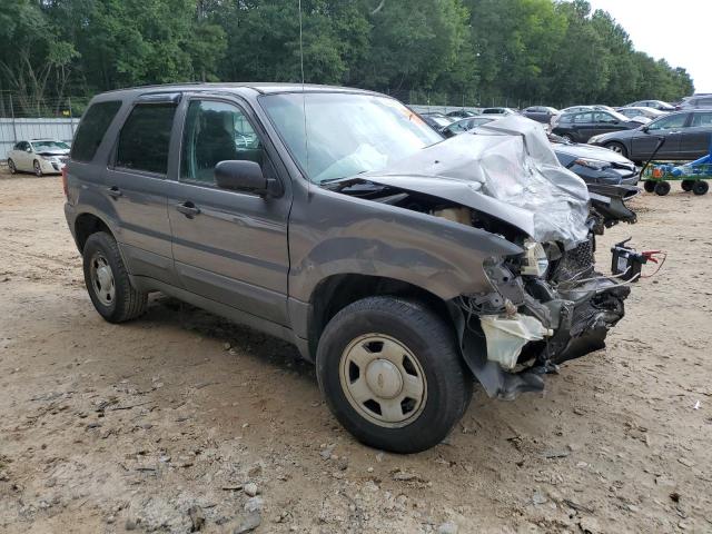 Photo 4 from auction – 2003 FORD ESCAPE XLS with VIN 1FMCU02123KD00862