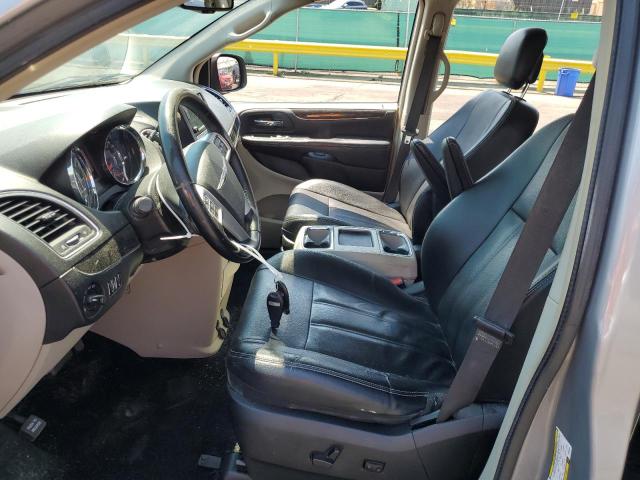 Photo 7 from auction – 2015 CHRYSLER TOWN & COU with VIN 2C4RC1BG1FR565497