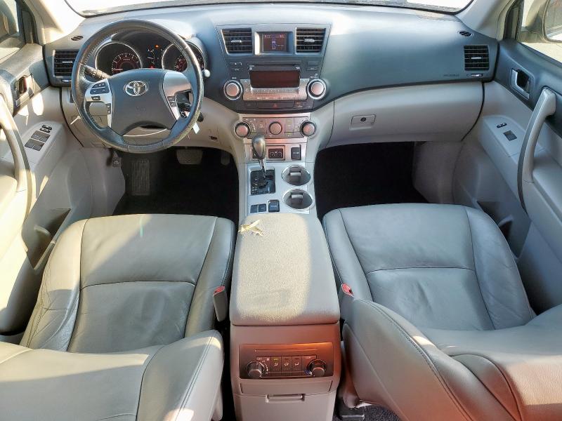 Photo 8 from auction – 2012 TOYOTA HIGHLANDER with VIN 5TDZK3EH2CS063202