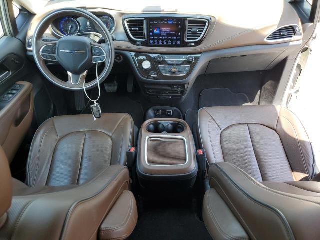 Photo 8 from auction – 2017 CHRYSLER PACIFICA LIMITED with VIN 2C4RC1GGXHR635378