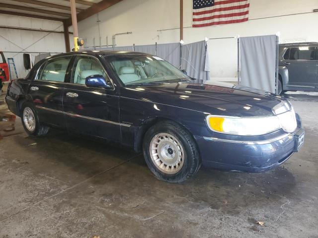 Photo 4 from auction – 2001 LINCOLN TOWN CAR S with VIN 1LNHM82W41Y733433