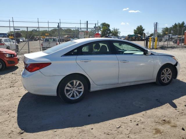 Photo 3 from auction – 2012 HYUNDAI SONATA GLS with VIN 5NPEB4AC5CH337108