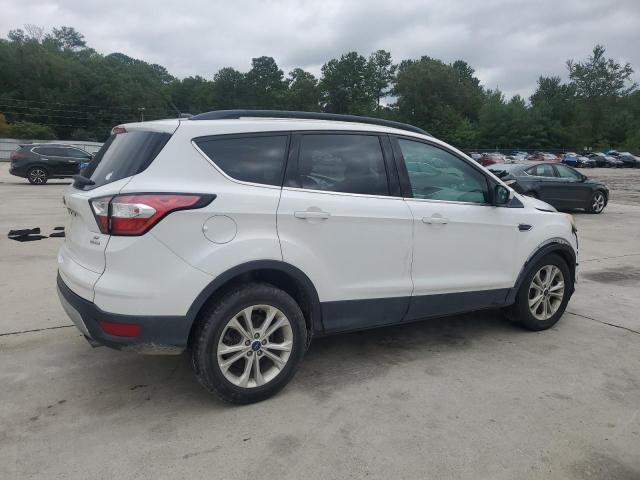 Photo 3 from auction – 2018 FORD ESCAPE SE with VIN 1FMCU0GD7JUB31653