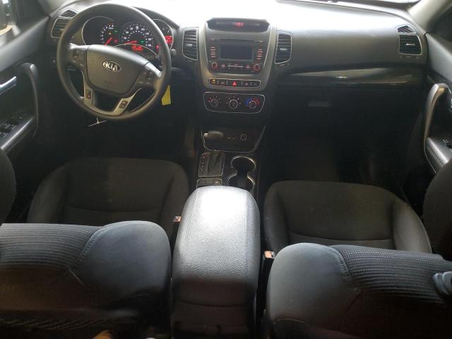 Photo 8 from auction – 2015 KIA SORENTO LX with VIN 5XYKTCA69FG639971