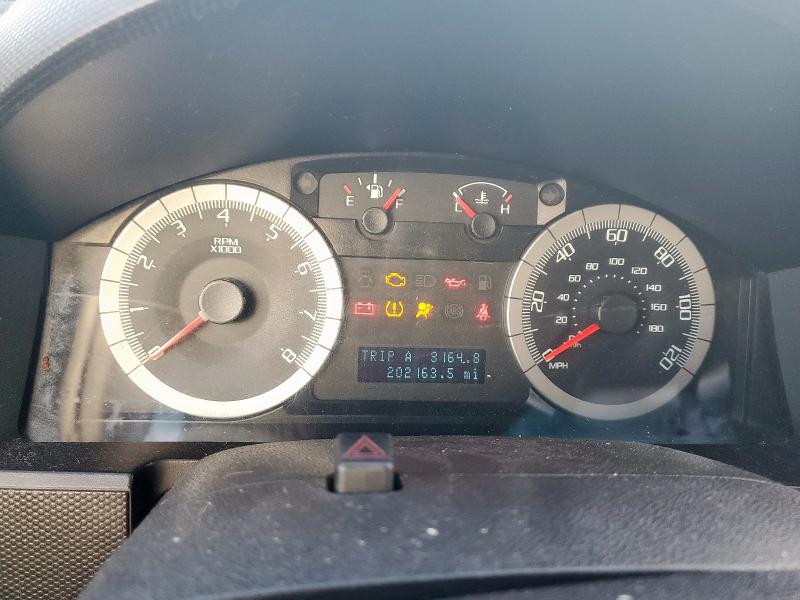 Photo 9 from auction – 2009 FORD ESCAPE XLT with VIN 1FMCU03G59KA03029