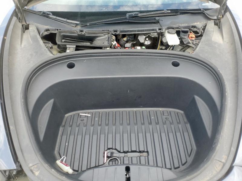 Photo 11 from auction – 2023 TESLA MODEL 3 with VIN 5YJ3E1EA5PF674212