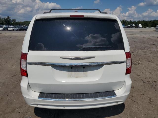 Photo 6 from auction – 2015 CHRYSLER TOWN & COU with VIN 2C4RC1CG9FR727651
