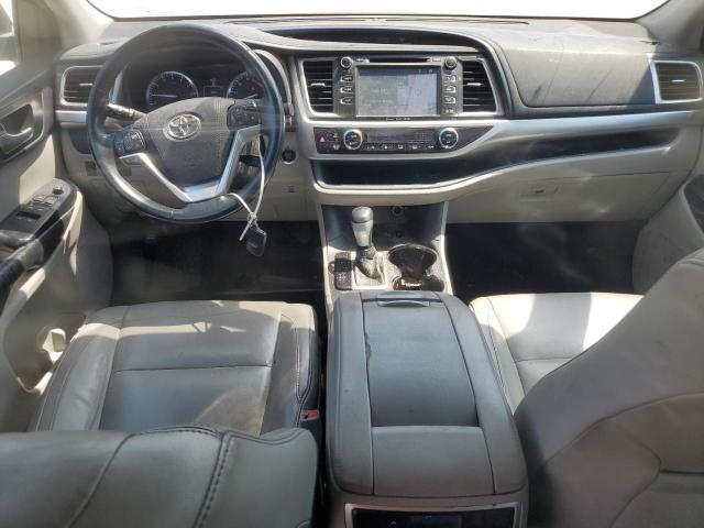 Photo 8 from auction – 2016 TOYOTA HIGHLANDER XLE with VIN 5TDJKRFH6GS263956