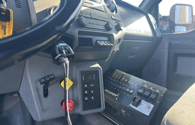 Photo 9 from auction – 2012 FORD F750 SUPER with VIN 3FRXX7FG5CV353162