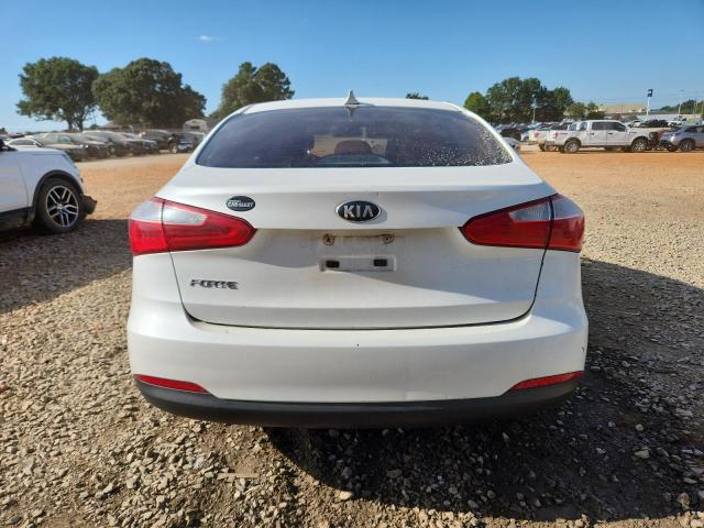 Photo 6 from auction – 2015 KIA FORTE LX with VIN KNAFX4A68F5318909