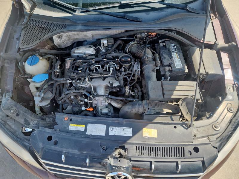 Photo 11 from auction – 2013 VOLKSWAGEN PASSAT SEL with VIN 1VWCN7A37DC034356