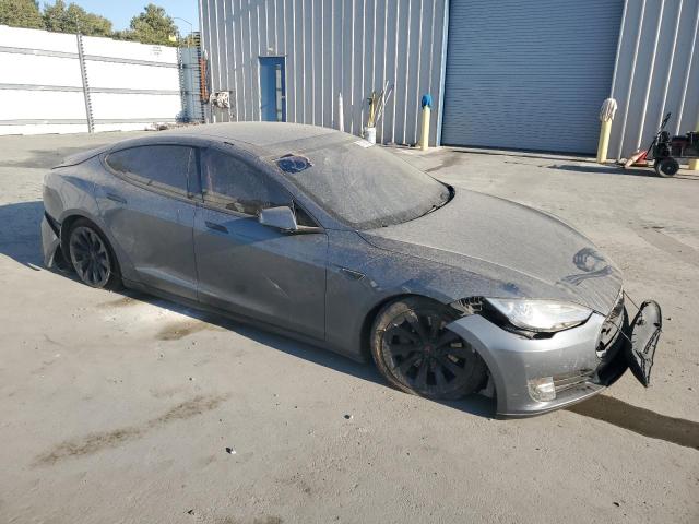 Photo 4 from auction – 2014 TESLA MODEL S with VIN 5YJSA1H1XEFP40396