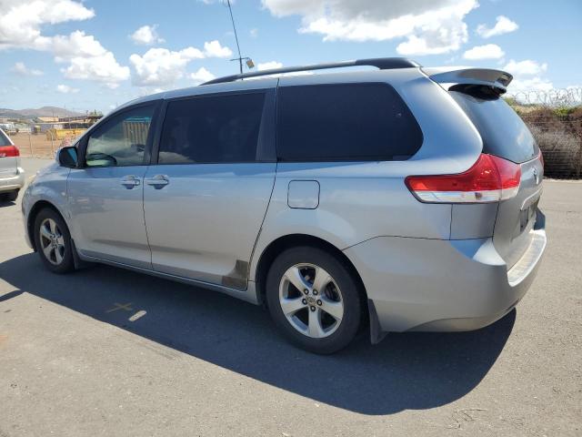 Photo 2 from auction – 2011 TOYOTA SIENNA LE with VIN 5TDKK3DC4BS090522