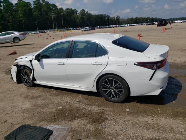 Photo 2 from auction – 2022 TOYOTA CAMRY SE with VIN 4T1G11AK2NU653989