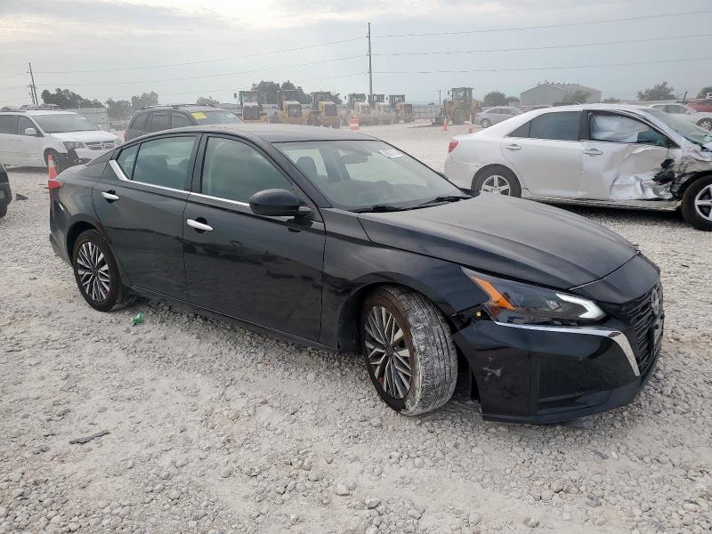 Photo 4 from auction – 2023 NISSAN ALTIMA SV with VIN 1N4BL4DVXPN339512