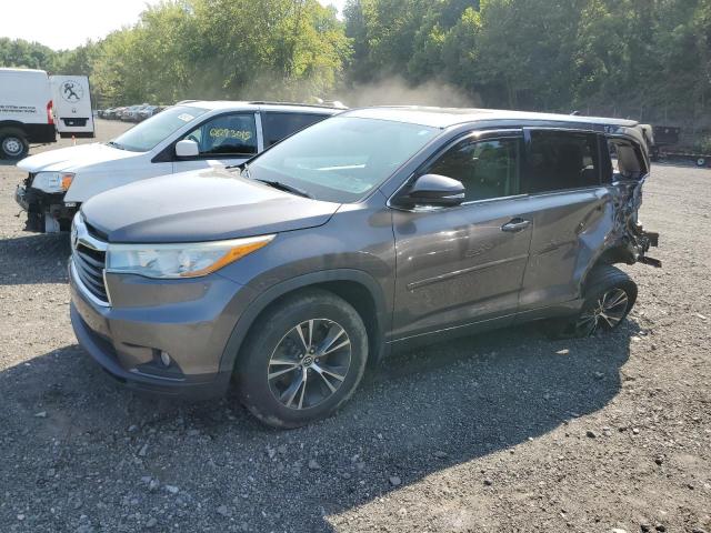 TOYOTA HIGHLANDER XLE 2016 with VIN 5TDJKRFH5GS261664 - Photo from auction