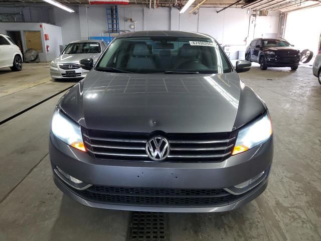 Photo 5 from auction – 2015 VOLKSWAGEN PASSAT S with VIN 1VWAS7A35FC120221