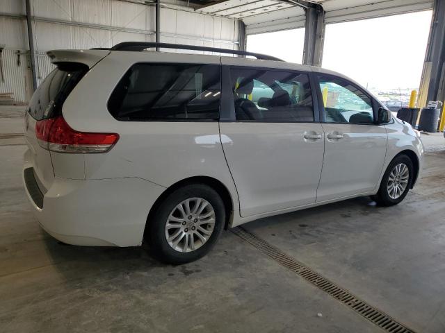 Photo 3 from auction – 2012 TOYOTA SIENNA XLE with VIN 5TDYK3DC1CS279589
