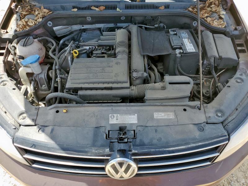 Photo 11 from auction – 2017 VOLKSWAGEN JETTA SE with VIN 3VWDB7AJ2HM364566
