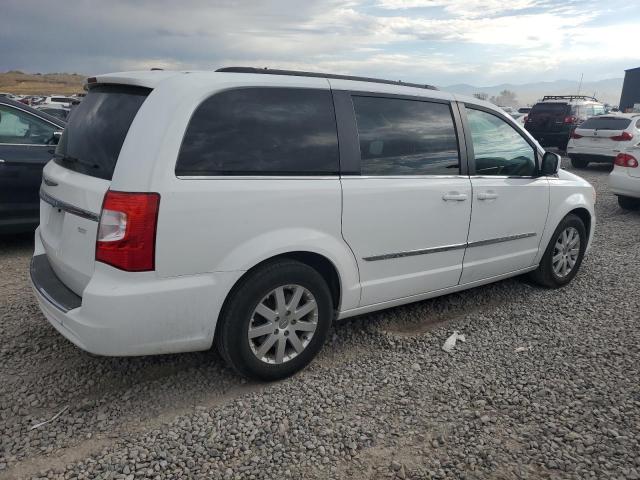 Photo 3 from auction – 2016 CHRYSLER TOWN & COU with VIN 2C4RC1BG2GR289039
