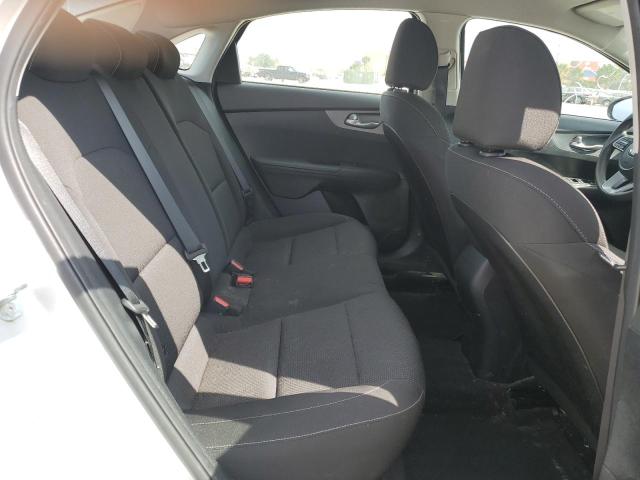Photo 10 from auction – 2021 KIA FORTE FE with VIN 3KPF24AD1ME362574