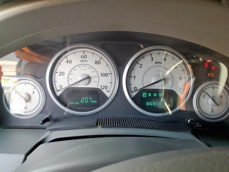 Zdjęcie 9 z aukcji – 2010 CHRYSLER TOWN & COU z VIN 2A4RR2D13AR442297