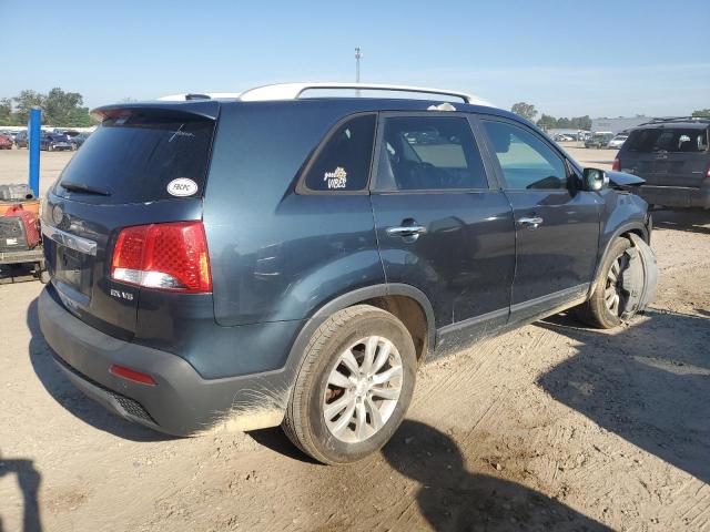 Photo 3 from auction – 2011 KIA SORENTO EX with VIN 5XYKU4A29BG037999