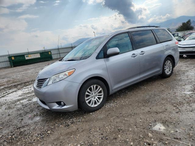 TOYOTA SIENNA XLE 2012 with VIN 5TDYK3DC6CS246538 - Photo from auction
