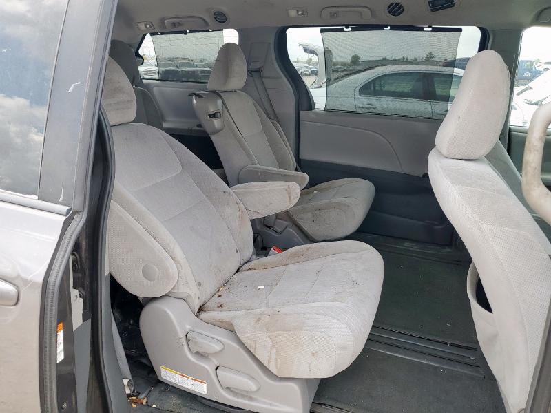 Photo 11 from auction – 2016 TOYOTA SIENNA LE with VIN 5TDKK3DC2GS697073