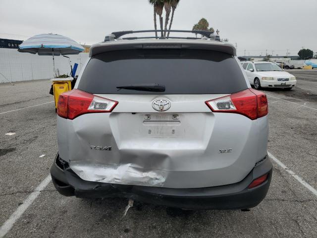Photo 6 from auction – 2015 TOYOTA RAV4 XLE with VIN JTMWFREV7FD054639