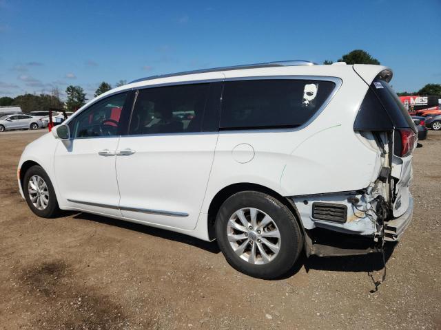 Photo 2 from auction – 2018 CHRYSLER PACIFICA T with VIN 2C4RC1EG3JR131294