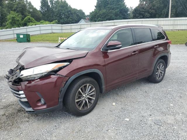 TOYOTA HIGHLANDER SE 2017 z numerem VIN 5TDKZRFHXHS232016 - Zdjęcie z aukcji