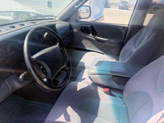 Photo 9 from auction – 1999 DODGE DURANGO with VIN 1B4HR28Y2XF647650