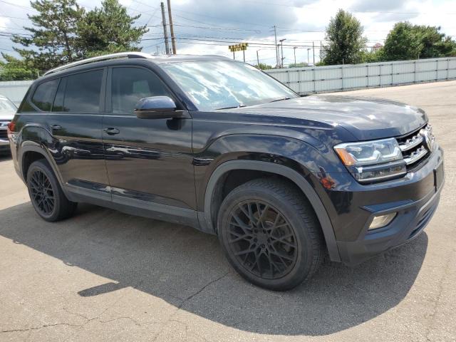 Photo 4 from auction – 2018 VOLKSWAGEN ATLAS SE with VIN 1V2LR2CA7JC541497
