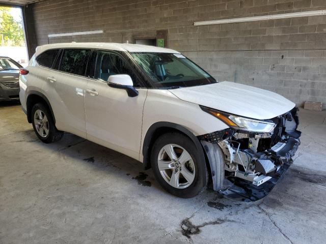 Photo 4 from auction – 2020 TOYOTA HIGHLANDER with VIN 5TDBZRBH0LS000636