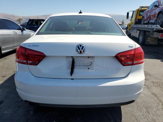 Photo 6 from auction – 2014 VOLKSWAGEN PASSAT S with VIN 1VWAT7A3XEC035855