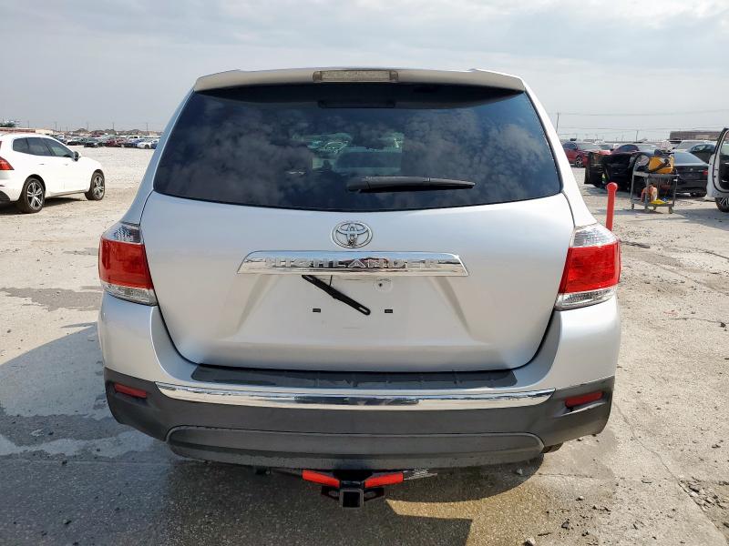 Photo 6 from auction – 2011 TOYOTA HIGHLANDER with VIN 5TDZA3EH3BS011238