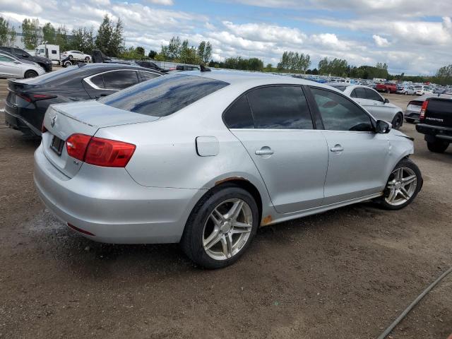 Photo 3 from auction – 2014 VOLKSWAGEN JETTA TDI with VIN 3VWLL7AJ5EM356580