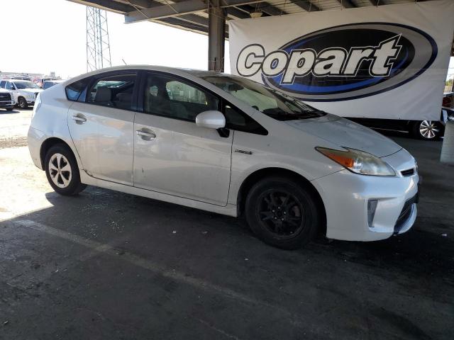Photo 4 from auction – 2013 TOYOTA PRIUS with VIN JTDKN3DU2D1708453