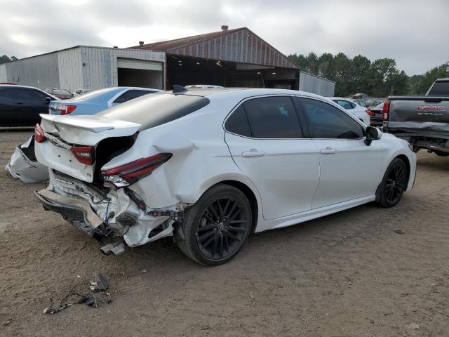 Photo 3 from auction – 2022 TOYOTA CAMRY XSE with VIN 4T1K61AK2NU017486