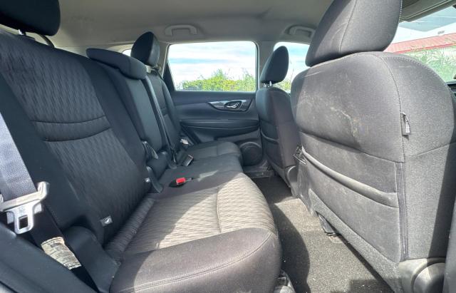 Photo 6 from auction – 2017 NISSAN ROGUE S with VIN 5N1AT2MT3HC758500