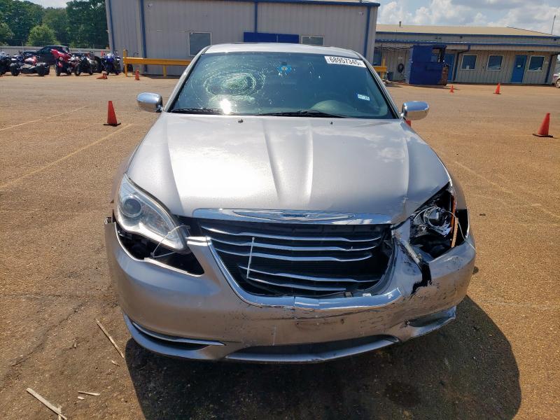 Photo 5 from auction – 2013 CHRYSLER 200 LIMITE with VIN 1C3CCBCG4DN510552