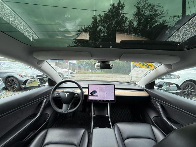 Photo 9 from auction – 2018 TESLA MODEL 3 with VIN 5YJ3E1EA4JF152355