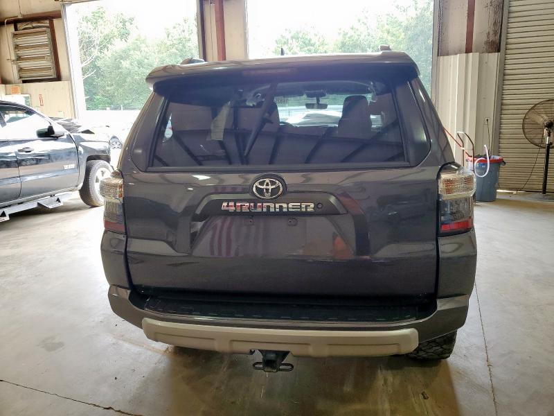 Photo 6 from auction – 2019 TOYOTA 4RUNNER SR with VIN JTEBU5JR7K5714006