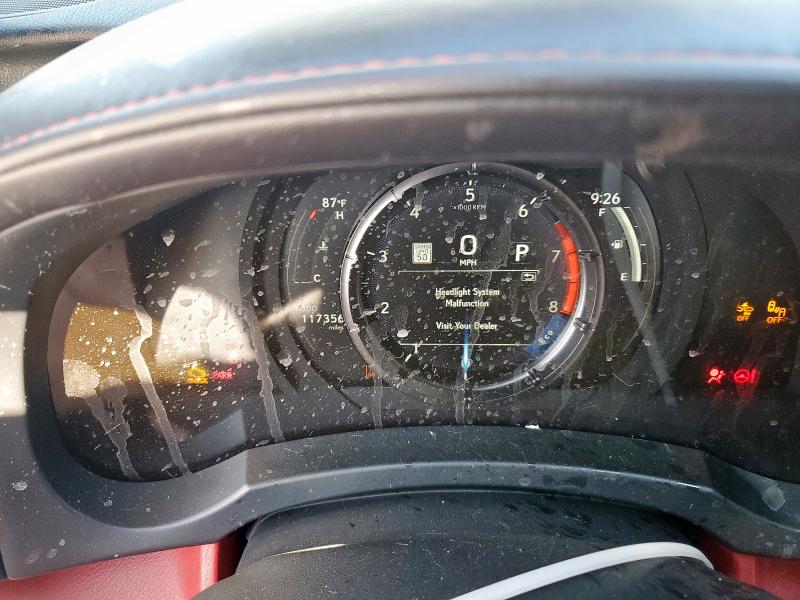 Photo 9 from auction – 2021 LEXUS IS with VIN JTHGZ1B25M5040381